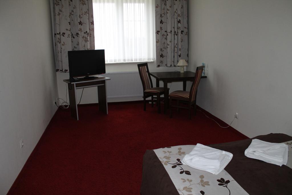 Hotel Kaprys Świdnik Rum bild